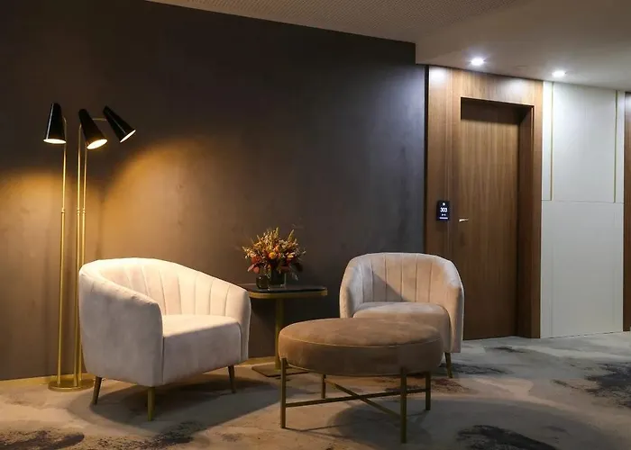 Vincci Alfama 4*
