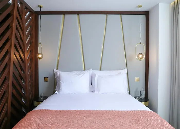 Vincci Alfama Hotel 4*