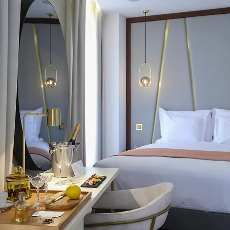 Hotel Vincci Alfama 4*